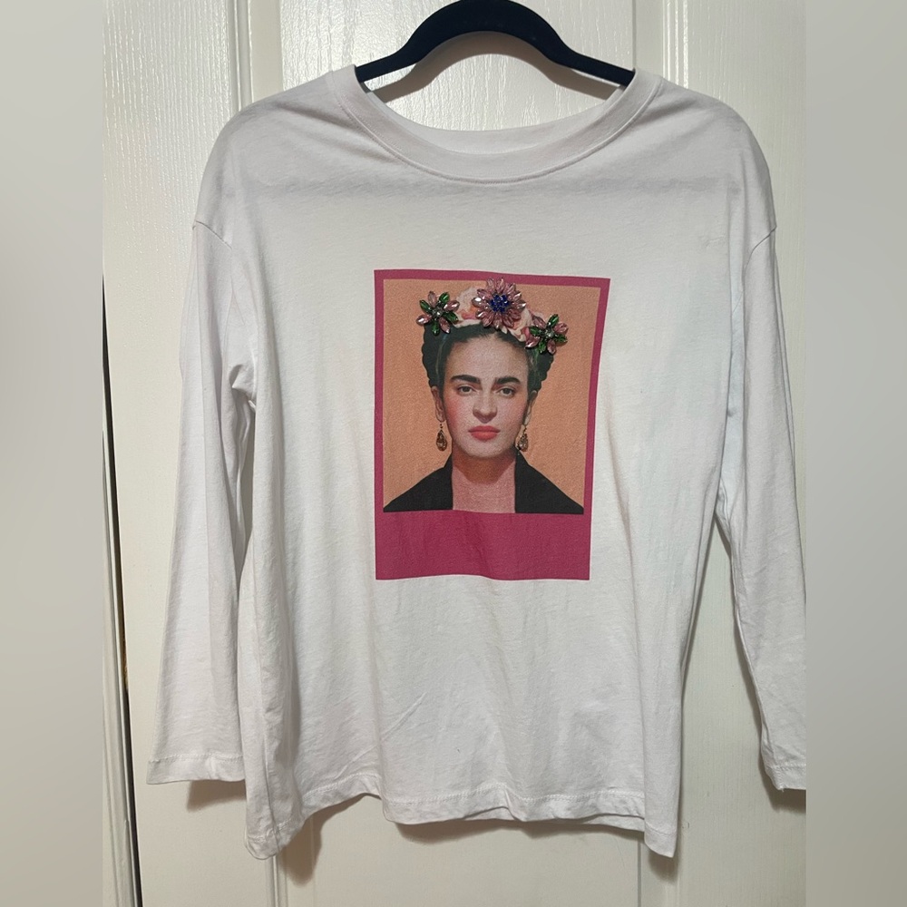 White Graphic Long Sleeve Top